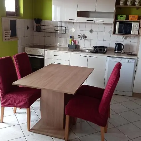 Apartment Leko Mirjana