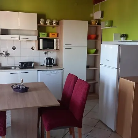 Apartment Leko Mirjana *