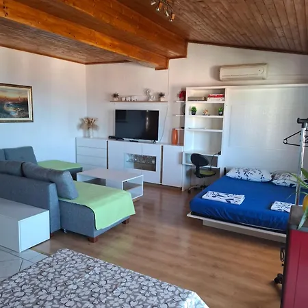 Leko Mirjana Apartment *