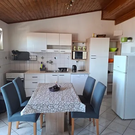 Apartment Leko Mirjana Baska Voda